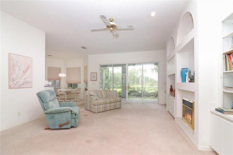 Casa en venta en Leesburg, Florida, 3 dormitorios, 204.38 m2 № 1810463 - foto 4