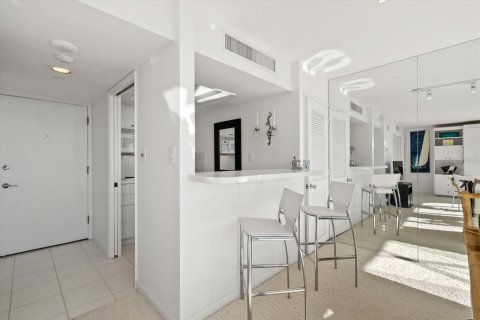 Купить кондоминиум в Сарасота, Флорида 4 комнаты, 48.49м2, № 2147468 - фото 13