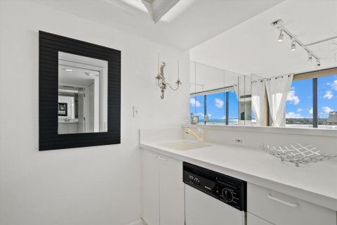 Купить кондоминиум в Сарасота, Флорида 4 комнаты, 48.49м2, № 2147468 - фото 15