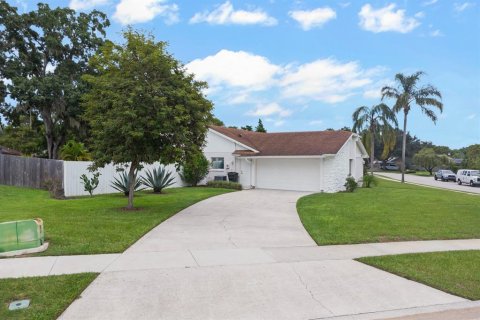 Casa en venta en Casselberry, Florida, 3 dormitorios, 162.95 m2 № 1899343 - foto 2