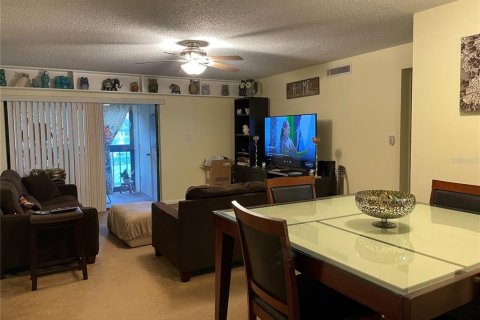 Copropriété à louer à Palm Harbor, Floride: 2 chambres, 92.9 m2 № 1586218 - photo 6