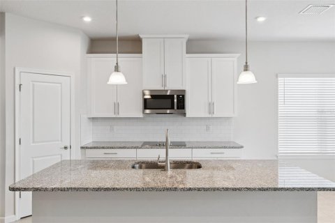 Villa ou maison à vendre à DeLand, Floride: 4 chambres, 185.43 m2 № 2149426 - photo 8