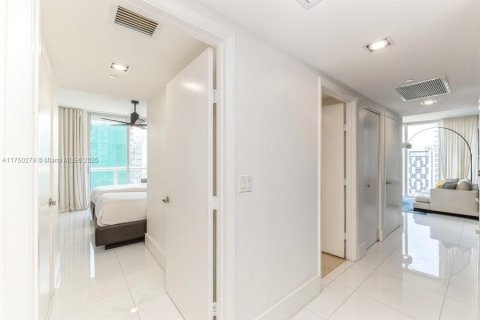 Снять в аренду кондоминиум в Майами, Флорида 2 спальни, 119.47м2, № 1958158 - фото 30