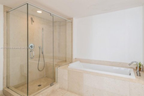 Снять в аренду кондоминиум в Майами, Флорида 2 спальни, 119.47м2, № 1958158 - фото 23