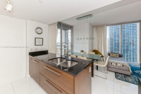 Снять в аренду кондоминиум в Майами, Флорида 2 спальни, 119.47м2, № 1958158 - фото 16