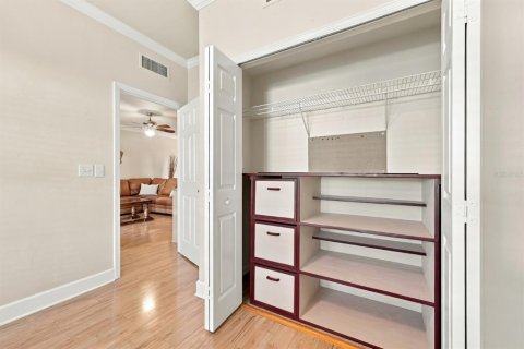 Townhouse in Gainesville, Florida 3 bedrooms, 164.9 sq.m. № 2404975 - photo 17