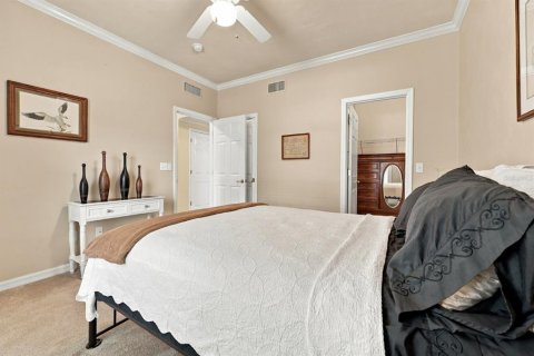 Townhouse in Gainesville, Florida 3 bedrooms, 164.9 sq.m. № 2404975 - photo 23