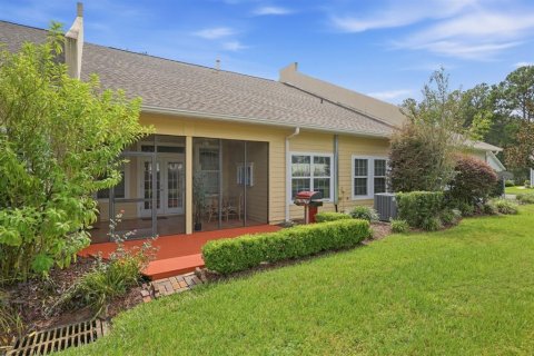Townhouse in Gainesville, Florida 3 bedrooms, 164.9 sq.m. № 2404975 - photo 30