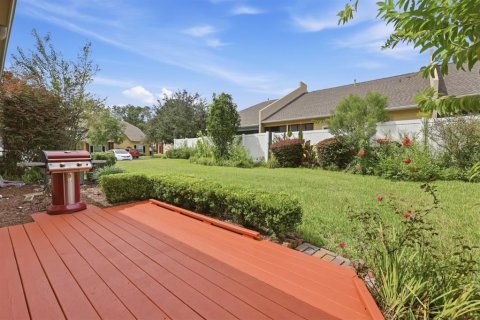 Townhouse in Gainesville, Florida 3 bedrooms, 164.9 sq.m. № 2404975 - photo 28