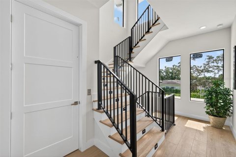 Villa ou maison à vendre à Saint Petersburg, Floride: 4 chambres, 271.83 m2 № 1911346 - photo 23