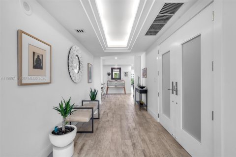 Купить кондоминиум в Ки-Бискейн, Флорида 3 спальни, 201.97м2, № 2025229 - фото 7