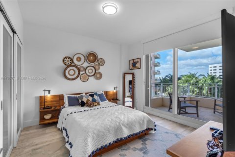 Купить кондоминиум в Ки-Бискейн, Флорида 3 спальни, 201.97м2, № 2025229 - фото 15