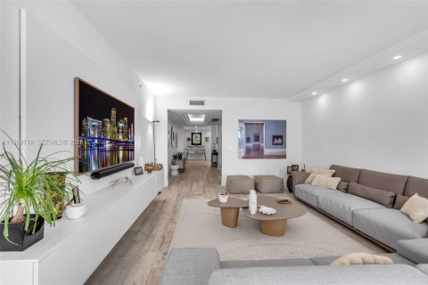 Купить кондоминиум в Ки-Бискейн, Флорида 3 спальни, 201.97м2, № 2025229 - фото 4