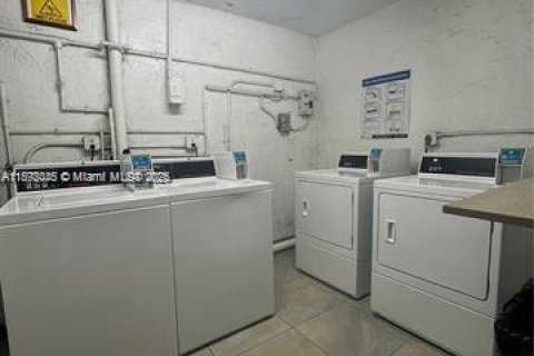 Appartement à louer à Doral, Floride: 1 chambre, 75.25 m2 № 1945658 - photo 20