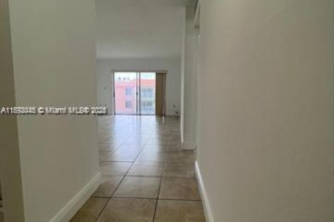 Appartement à louer à Doral, Floride: 1 chambre, 75.25 m2 № 1945658 - photo 16