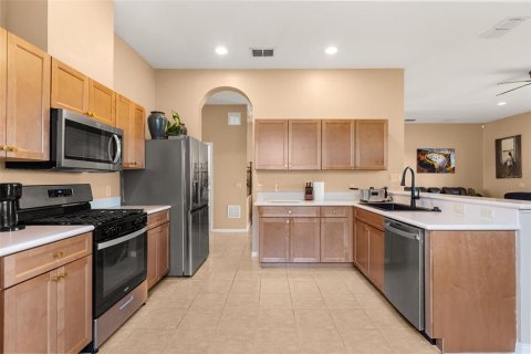 Casa en venta en Clermont, Florida, 3 dormitorios, 182.18 m2 № 2342062 - foto 3