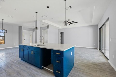 Villa ou maison à vendre à Punta Gorda, Floride: 4 chambres, 205.96 m2 № 2120403 - photo 8