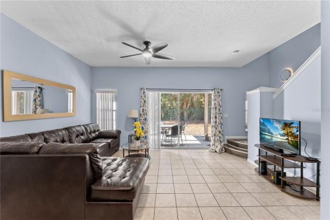 Townhouse in Kissimmee, Florida 3 bedrooms, 119.94 sq.m. № 1560748 - photo 10