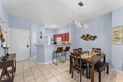 Townhouse in Kissimmee, Florida 3 bedrooms, 119.94 sq.m. № 1560748 - photo 4