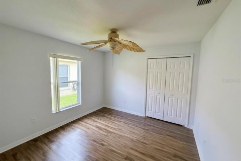 House in Kissimmee, Florida 4 bedrooms, 218.41 sq.m. № 2289867 - photo 17