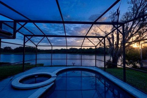 House in Kissimmee, Florida 4 bedrooms, 218.41 sq.m. № 2289867 - photo 3
