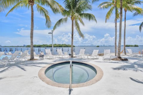 Condominio en venta en Miami, Florida, 1 dormitorio, 71.53 m2 № 1834277 - foto 23