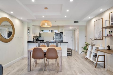 Condominio en venta en Miami, Florida, 1 dormitorio, 71.53 m2 № 1834277 - foto 7