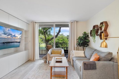 Condominio en venta en Miami, Florida, 1 dormitorio, 71.53 m2 № 1834277 - foto 21