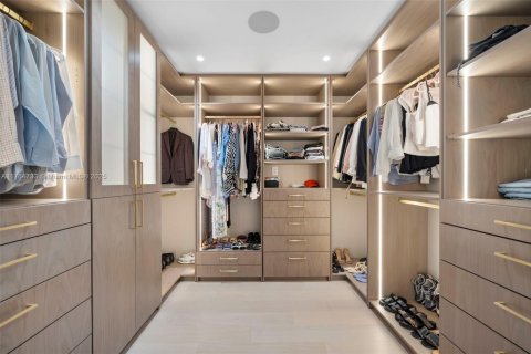 Condominio en venta en Bal Harbour, Florida, 4 dormitorios, 354.89 m2 № 1864651 - foto 15
