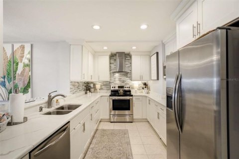 Condominio en venta en Belleair Bluffs, Florida, 2 dormitorios, 133.78 m2 № 1742587 - foto 4