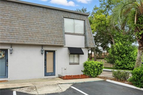 Adosado en alquiler en Orlando, Florida, 2 dormitorios, 115.2 m2 № 1917692 - foto 2