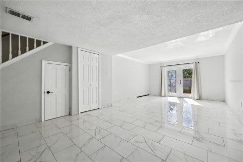 Adosado en alquiler en Orlando, Florida, 2 dormitorios, 115.2 m2 № 1917692 - foto 13