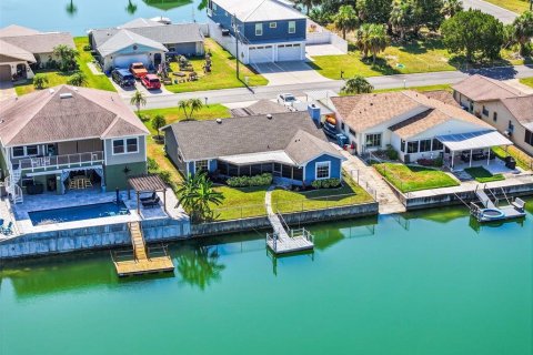 Villa ou maison à vendre à Hernando Beach, Floride: 2 chambres, 137.12 m2 № 2149832 - photo 7