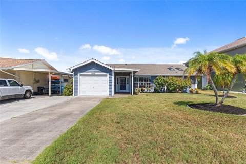 Villa ou maison à vendre à Hernando Beach, Floride: 2 chambres, 137.12 m2 № 2149832 - photo 2