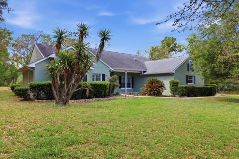 Casa en Beverly Hills, Florida 4 dormitorios, 194.44 m2 № 2102430