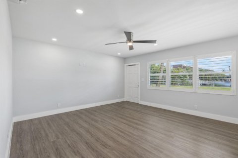 Condo in Fort Lauderdale, Florida, 2 bedrooms  № 2087614 - photo 16