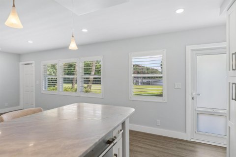Condo in Fort Lauderdale, Florida, 2 bedrooms  № 2087614 - photo 11