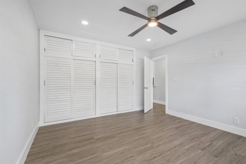 Condo in Fort Lauderdale, Florida, 2 bedrooms  № 2087614 - photo 21