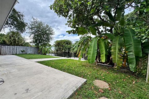 Villa ou maison à vendre à Oakland Park, Floride: 3 chambres, 125.33 m2 № 2082223 - photo 27