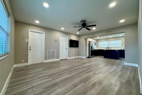 Villa ou maison à vendre à Oakland Park, Floride: 3 chambres, 125.33 m2 № 2082223 - photo 4