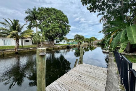 Villa ou maison à vendre à Oakland Park, Floride: 3 chambres, 125.33 m2 № 2082223 - photo 26