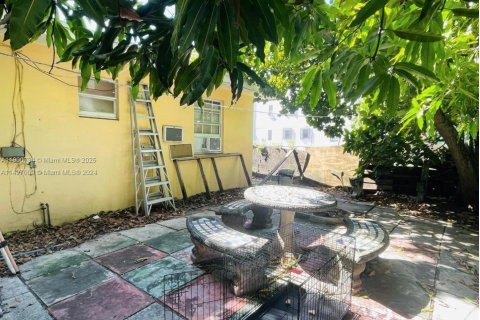 Terrain à vendre à Miami, Floride № 1951994 - photo 6