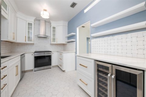 House in Orlando, Florida 3 bedrooms, 169.18 sq.m. № 1893780 - photo 22