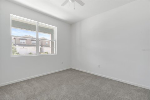 House in Kissimmee, Florida 4 bedrooms, 189.71 sq.m. № 1536396 - photo 12