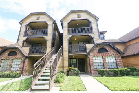 Condo in Altamonte Springs, Florida, 1 bedroom  № 1885358 - photo 1