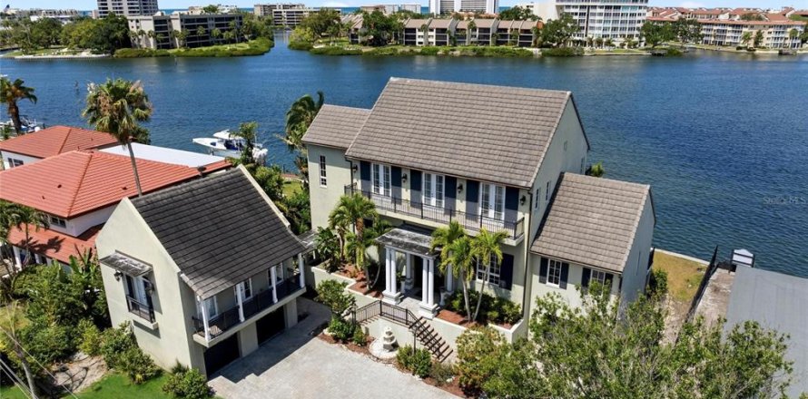 Villa ou maison à Sarasota, Floride 5 chambres, 397.81 m2 № 2230157