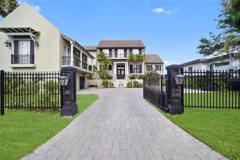 Villa ou maison à vendre à Sarasota, Floride: 5 chambres, 397.81 m2 № 2230157 - photo 9