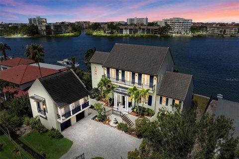 Villa ou maison à vendre à Sarasota, Floride: 5 chambres, 397.81 m2 № 2230157 - photo 2