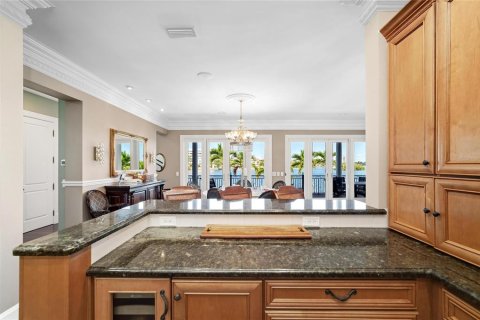 Villa ou maison à vendre à Sarasota, Floride: 5 chambres, 397.81 m2 № 2230157 - photo 29