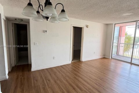 Снять в аренду кондоминиум в Майами, Флорида 2 спальни, 74.32м2, № 2009063 - фото 12